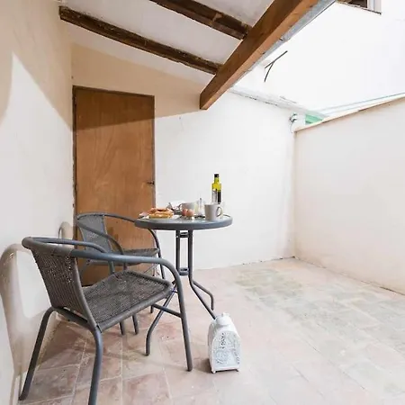 Plaza Maca, Adosado En El Centro De Apartamento Campanet